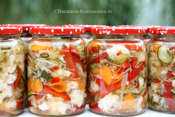 Salata asortata pentru iarna