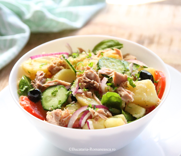 Salata cu peste si legume Salata cu peste si legume