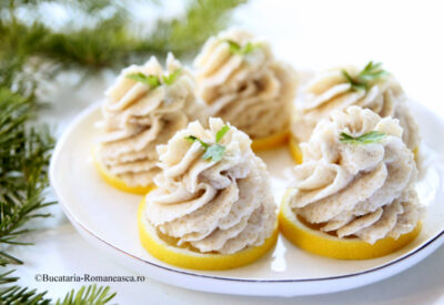 Salata de icre cu ceapa rosie